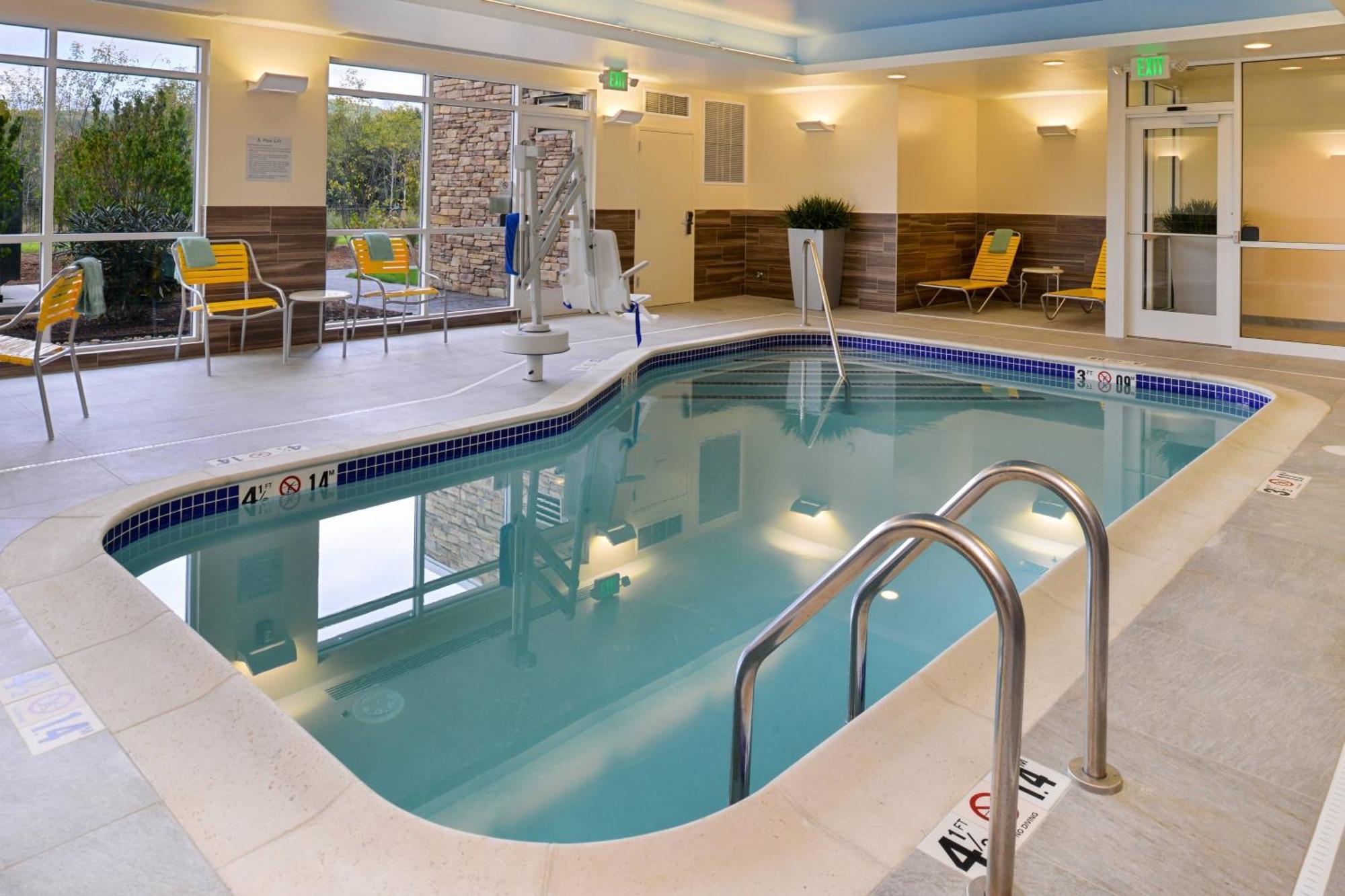 Fairfield Inn & Suites By Marriott Plymouth White Mountains Zewnętrze zdjęcie