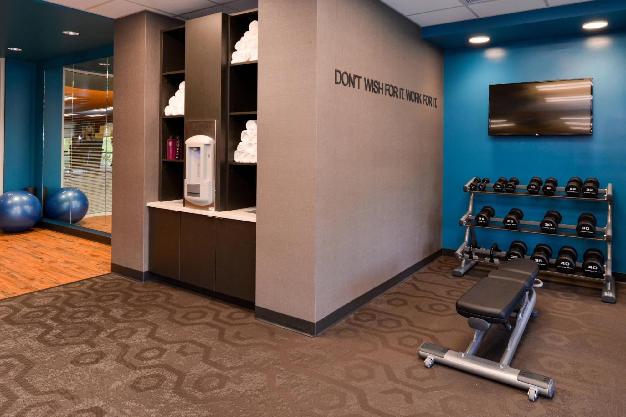 Fairfield Inn & Suites By Marriott Plymouth White Mountains Zewnętrze zdjęcie
