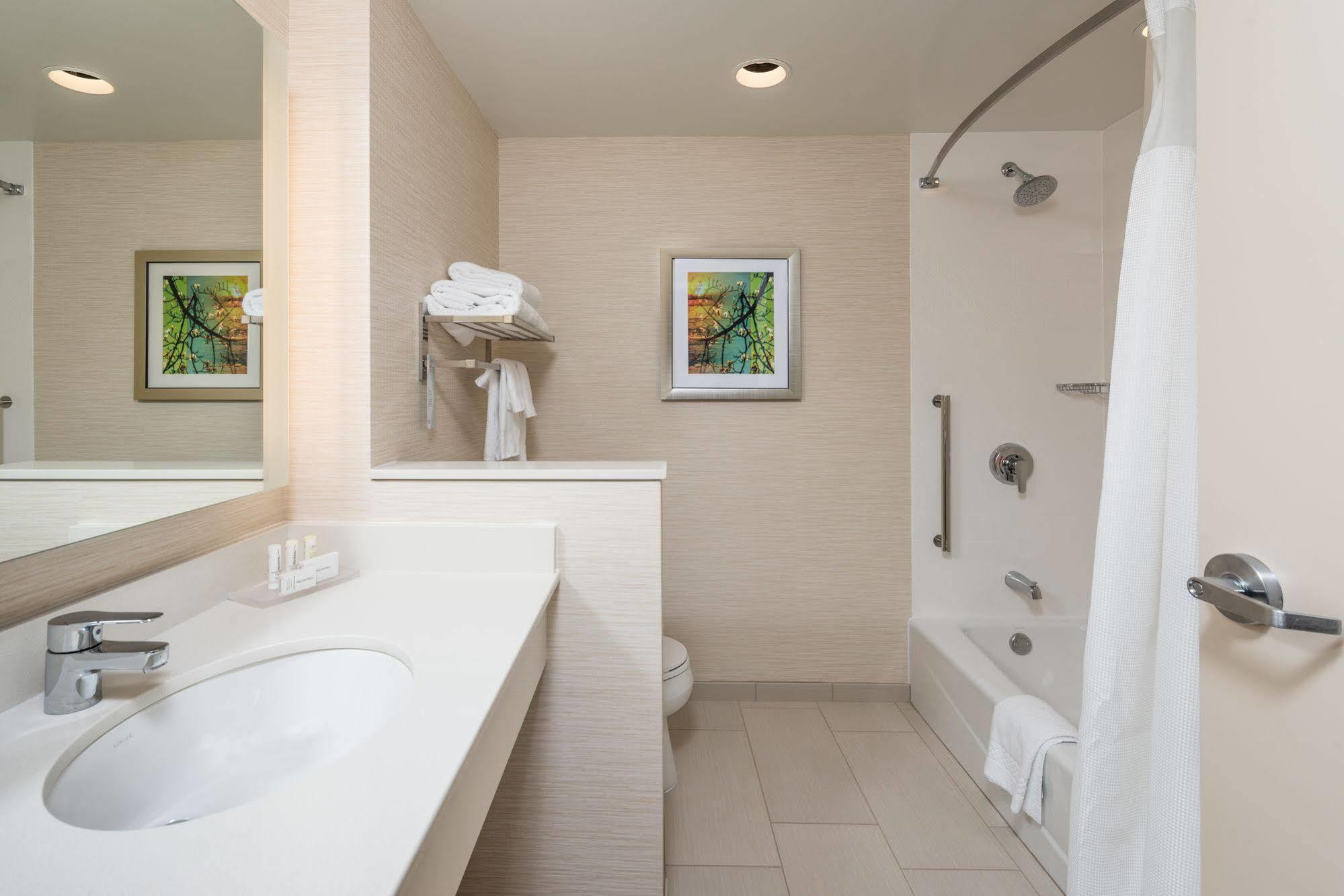 Fairfield Inn & Suites By Marriott Plymouth White Mountains Zewnętrze zdjęcie